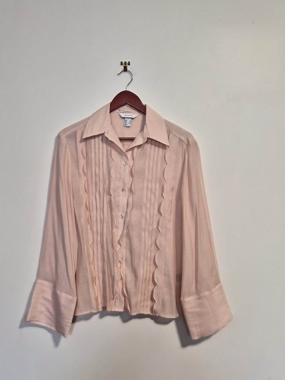 H&M Pale Pink Button-Down Blouse with Scalloped Trim